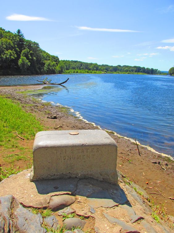 2013: Tri-State Rock. This is the monument that marks the western terminus of the boundary between New Jersey and New York and Pennsylvania. The view is looking south down the Delaware River, with the Neversink River (the old Mahacamack) entering from the left. The latitude of the Tri-State Rock is 41˚21'N.