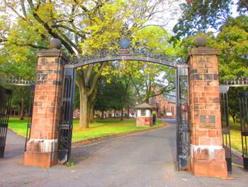 2013: Rutgers University Gate and Old Queen's (begun 1809, completed 1825), the oldest building on the campus. Today, it houses the university's administration.