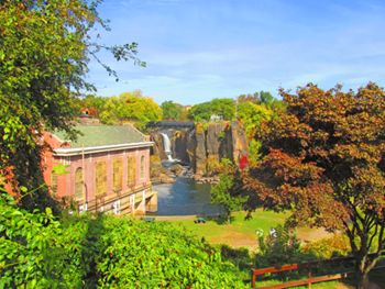 2013: The Passaic Falls are the second-highest falls east of the Mississippi at seventy-seven feet. The area around the falls is now a National Historic Landmark.